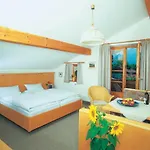 Gaestehaus Hanna Teifel Daire Reit im Winkl