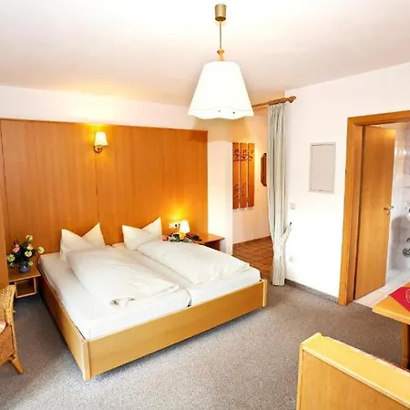 Apartment Gaestehaus Hanna Teifel *